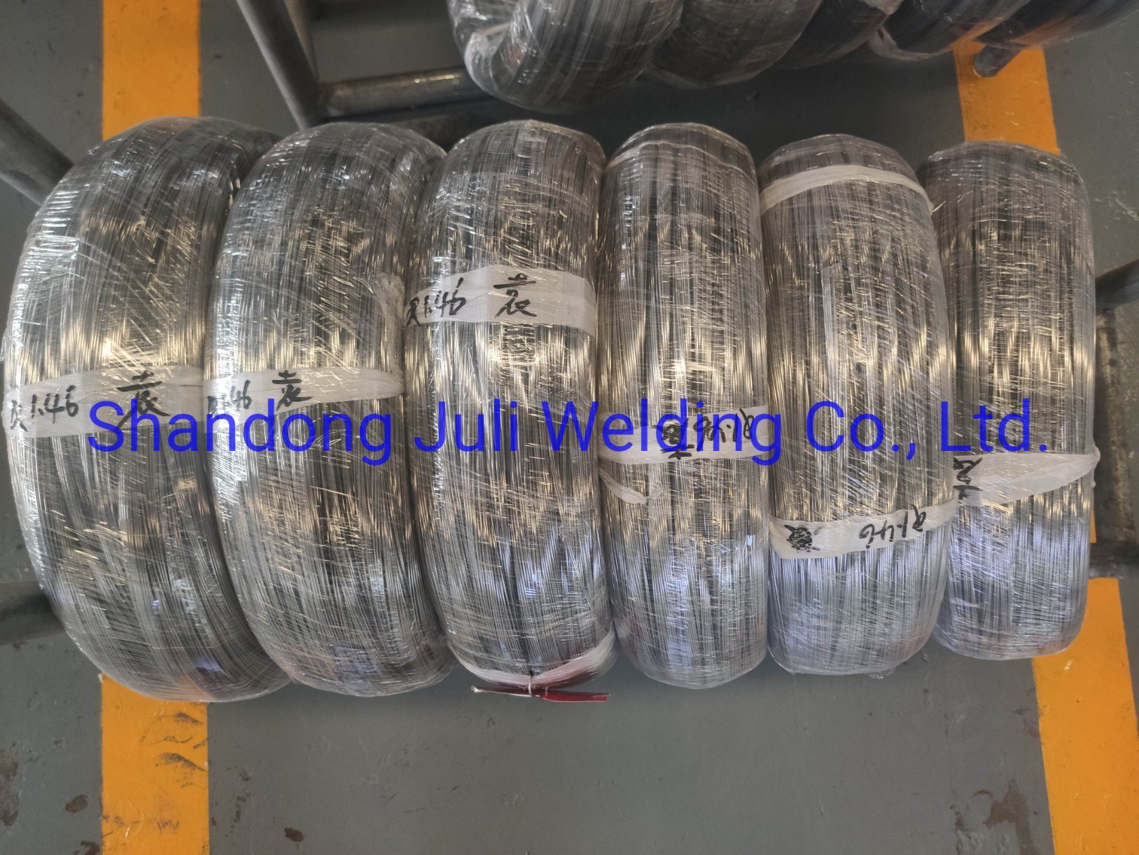 Low Carbon C- Shaped Wholesale Bra Wire / Different Strength and Materials Stainless Steel Wire for Bra Wire