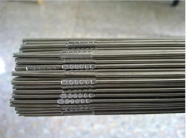 Crack Resistance and High Temperature Acid and Alkali Resistance Stainless Steel Welding Elctrodes Low Carbon Core Wire